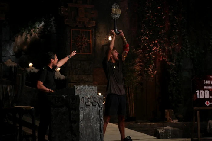 Alex Delea câștigător Survivor România (2) JPG