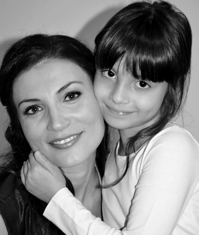 Ioana Ginghină găteşte sănătos pentru fiica ei, Ruxandra