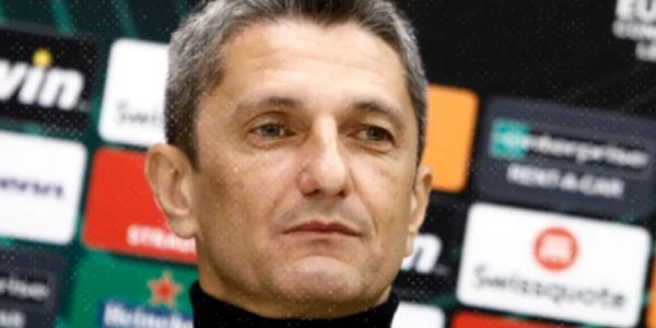 Razvan Lucescu, Facebook jpg
