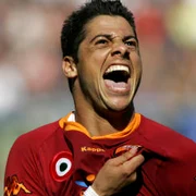 Cicinho a jucat un sezon şi jumătate în tricoul lui AS Roma