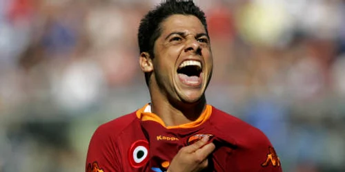 Cicinho a jucat un sezon şi jumătate în tricoul lui AS Roma