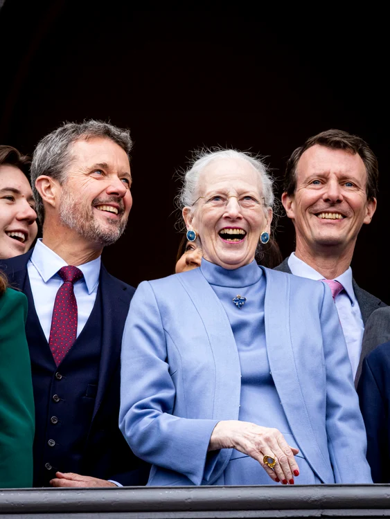 Prinții Danemarcei, Frederik și Ioachim, alături de mama Regina Margareta, Profimedia jpg