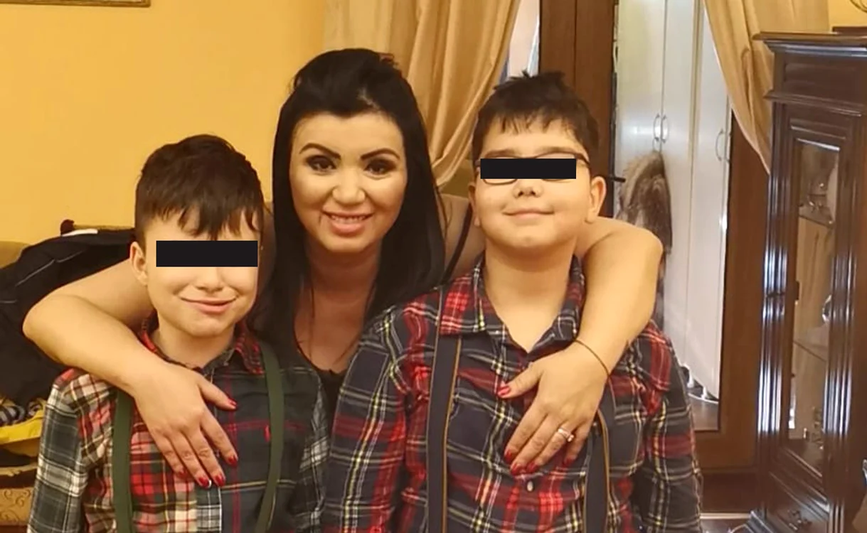 
    Alături de copiii ei, Eduard şi Maximus, pe care îi adoră  