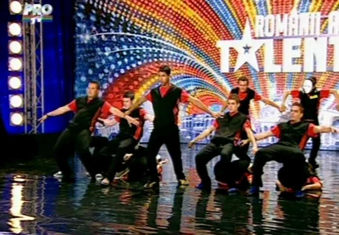 Andra, impresionată până la lacrimi de trupa „No Limit” (Foto: captură video Pro TV)