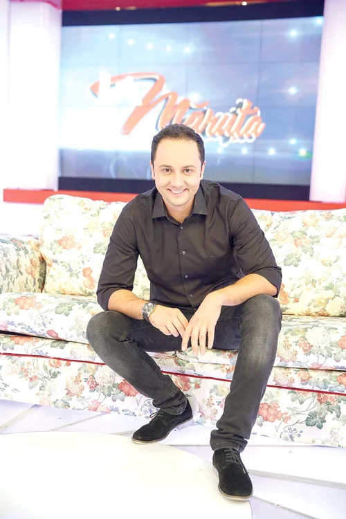 
    Vineri, la PRO TV, emisiunea „La  Măruţă”, prezentată de Cătălin  Măruţă, va fi difuzată în două părţi –  de la ora 16.00 şi de la ora 17.30  