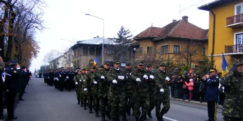 paradă militară la turnu severin FOTO Arhivă