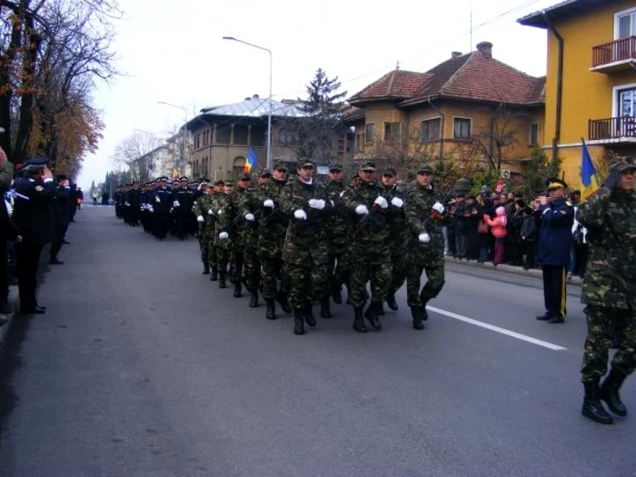 Paradă militară FOTO Arhivă
