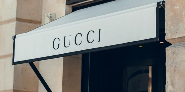 magazin gucci foto unsplash