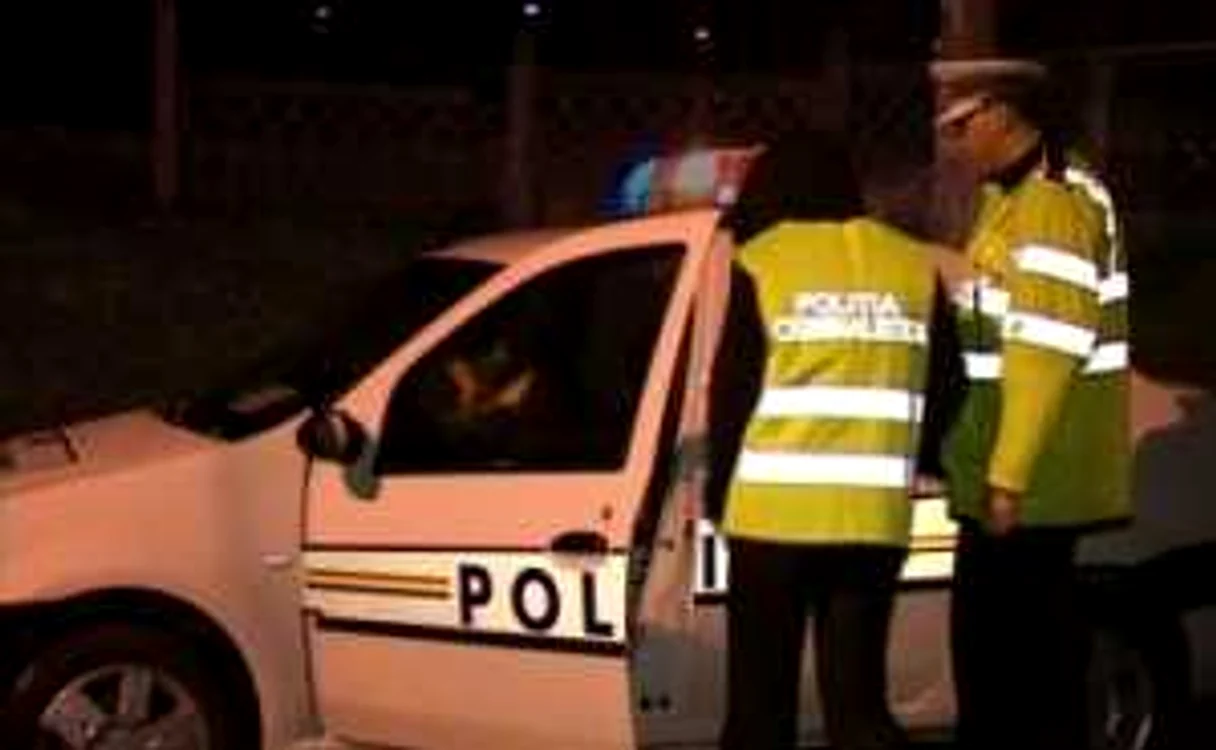 Botoşani: Dosar penal pentru că a condus un autoturism cu numele expirate