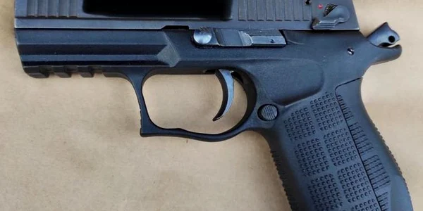 pistolul cu bile bacau jpeg