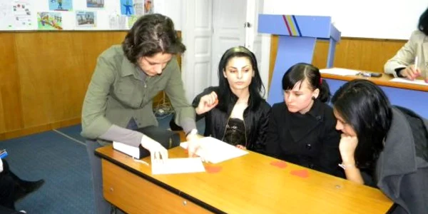 Liceenii au scris bileţele de dragoste