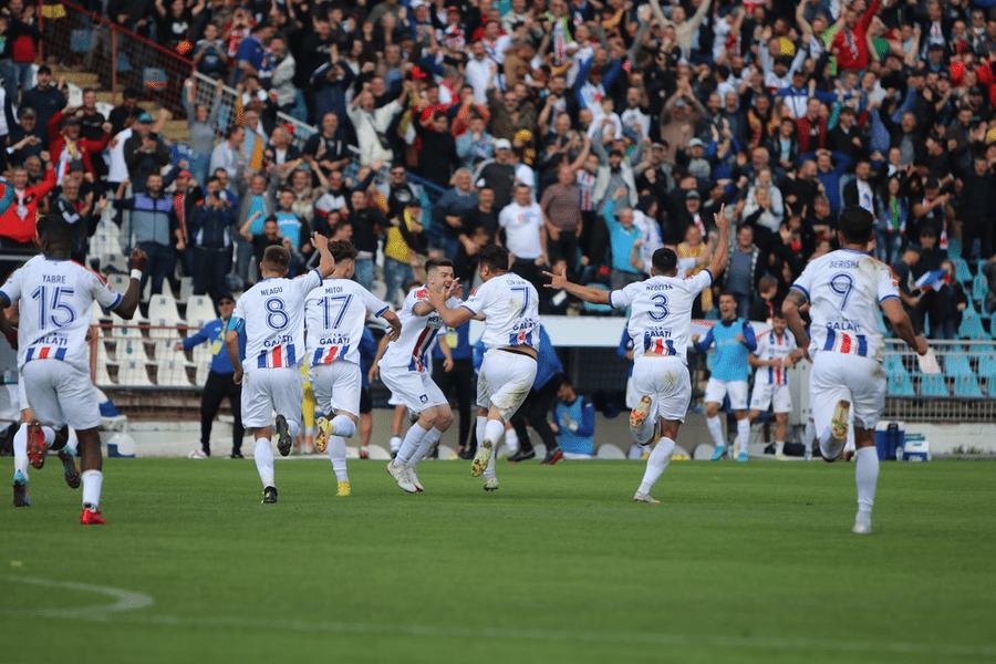 Family Zone pe stadionul Oțelul Galați. O tribună va avea un sector cu intrare gratuită pentru copii