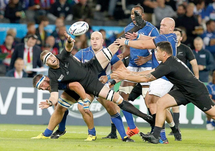 Azi şi mâine se joacă semifinalele Mondialului de rugby, disputat de Noua Zeelandă, Africa de Sud, Australia şi Argentina