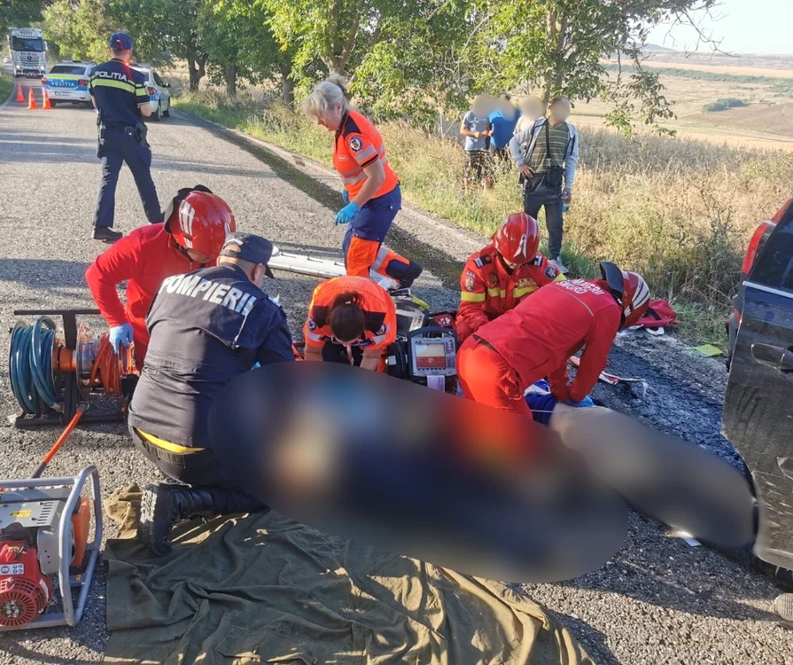 Grav accident pe DN24 C FOTO: ISU Botoșani