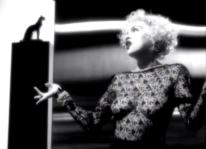 Madonna a scris istorie în lumea muzicală în 1990, cu videoclipul piesei "Vogue"captură: YouTube