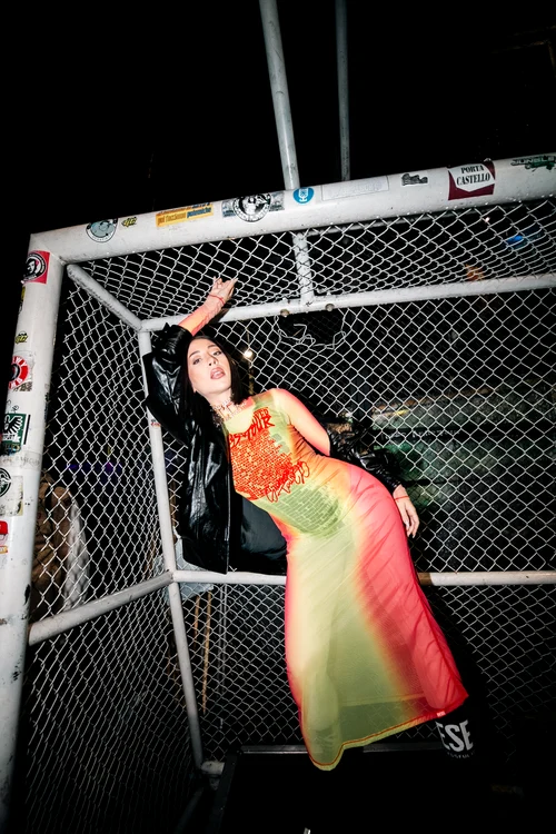 Nicole Cherry a filmat și videoclipul unei piese noi.