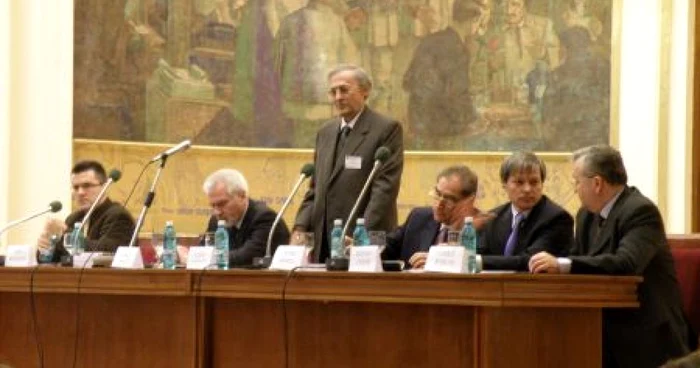 Cluj: Preşedintele Colegiului Medicilor, Vasile Astărăsoae, a inventat judeţul Zalău