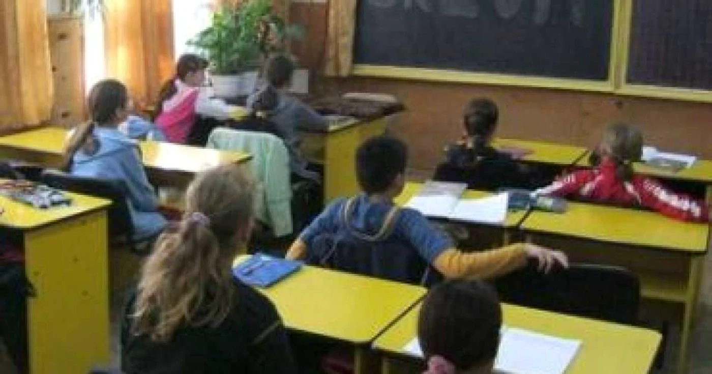 Profesorii vor avea o suplimentare a salariilor cu 260 de milioane de lei