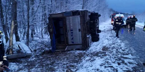 Microbuz rasturnat in Iasi 