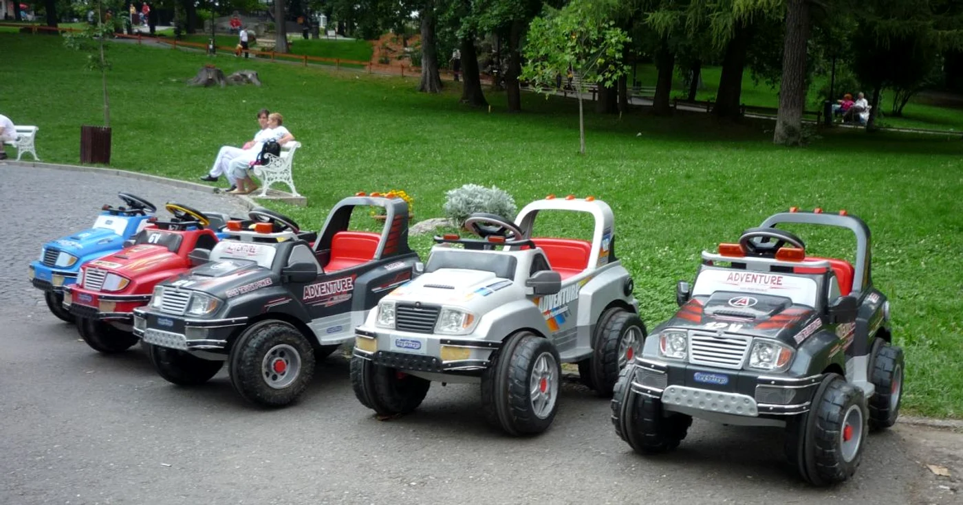 Copiii vor învăţa să conducă maşinuţe (Foto Arhivă)