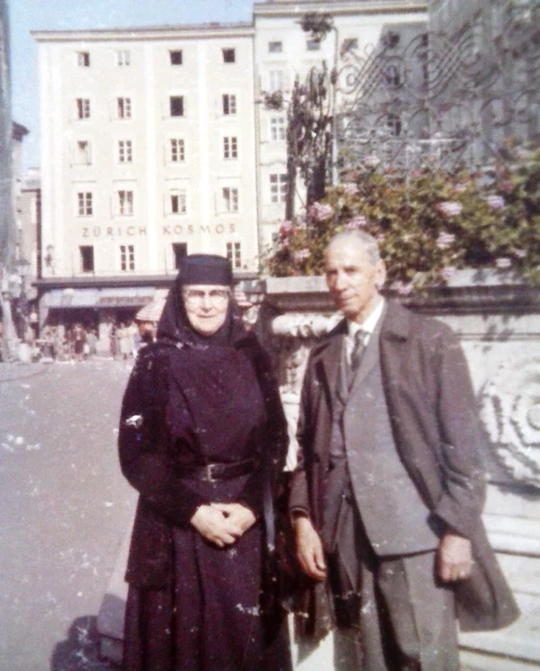 Constantin Lăzărescu, alături de principesa Ileana, fiica cea mică a regelui Ferdinand FOTO: Colecţia personală Dan Lăzărescu