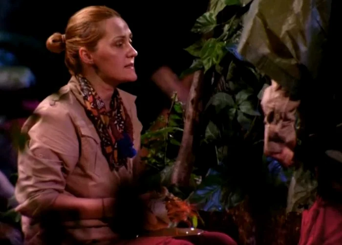 
    Elena Lasconi a plecat duminică de la "Sunt celebru, scoate-mă de aici"foto: captură Pro Tv  