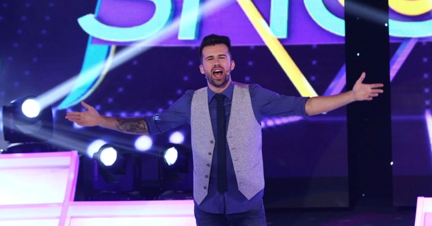 Florin Ristei debutează în postura de prezentator la „FANtastic Show“ FOTO Antena 1