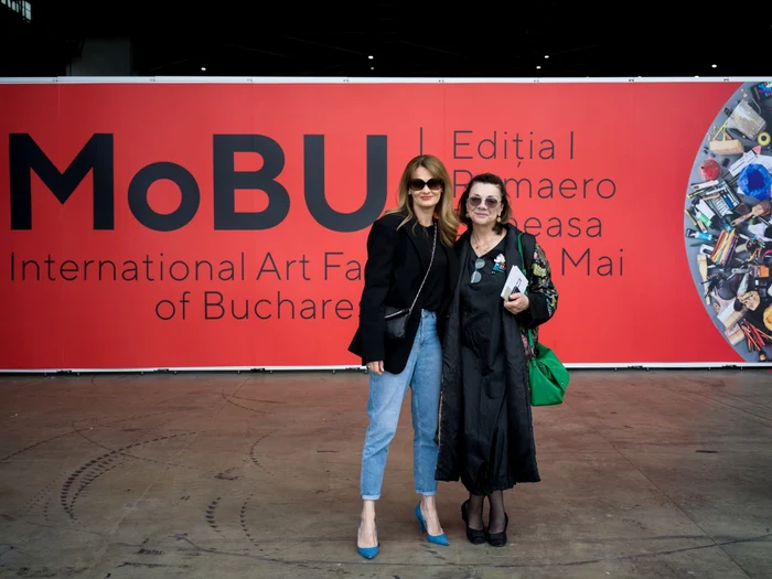 Carmen Tănase și prietena sa, Elvira Deatcu
