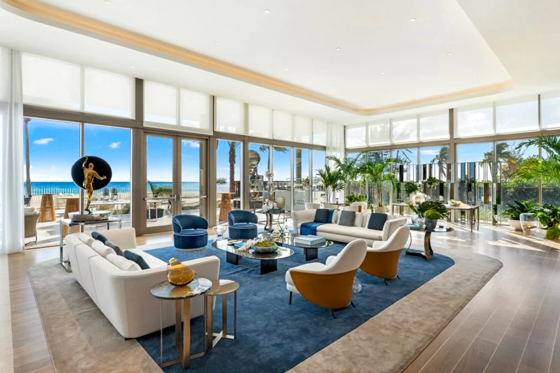 Penthouse de 18 milioane de dolari la Miami