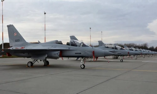 avioane poloneze FA 50GF jpg