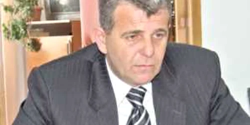 Directorul Vasile Bereş este, de ieri, în concediu