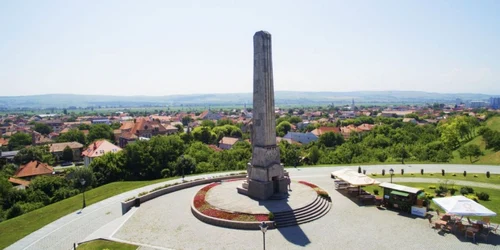obelisc alba iulia