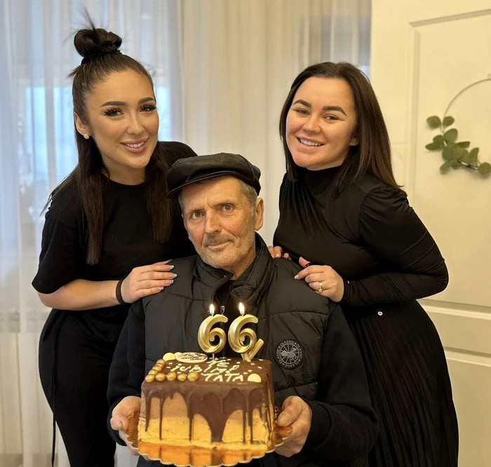 Carmen de la Sălciua alături de tatăl și sora e / foto: arhiva personala