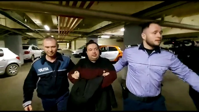 Profesorul a fost reținut FOTO Pressalert.ro
