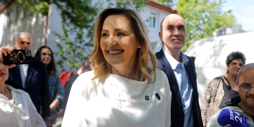Elena Lasconi votează în București. FOTO Inquam Photos / Mălina Norocea