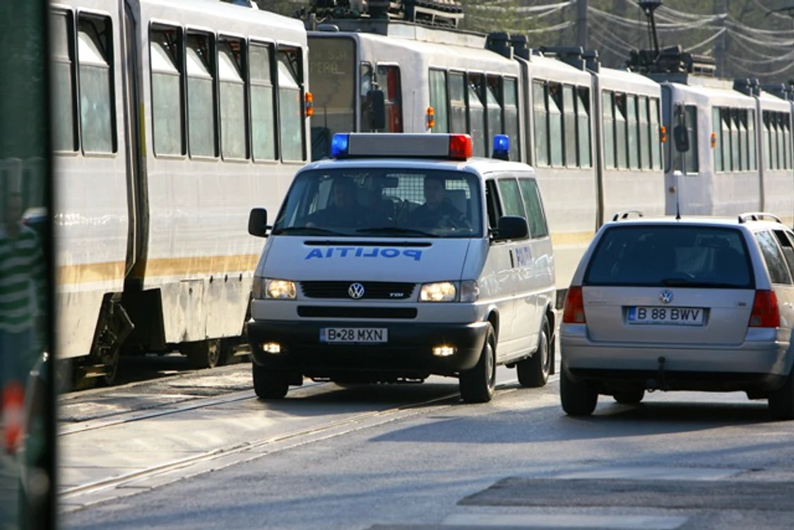 
    Tramvaiele au fost blocate mai mult de o oră în această dimineaţă (foto arhivă)  