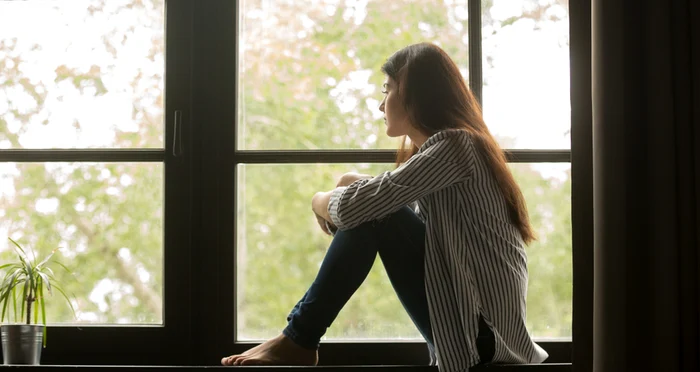 O fată a plătit aproape 10.000 de euro unui vrăjitor de pe Tik Tok FOTO Shutterstock