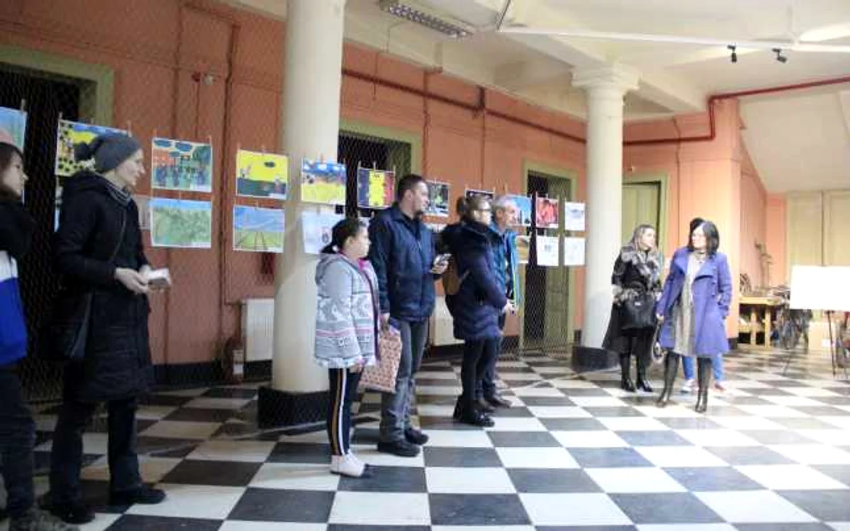 Premierea a avut loc la Muzeul Municipal