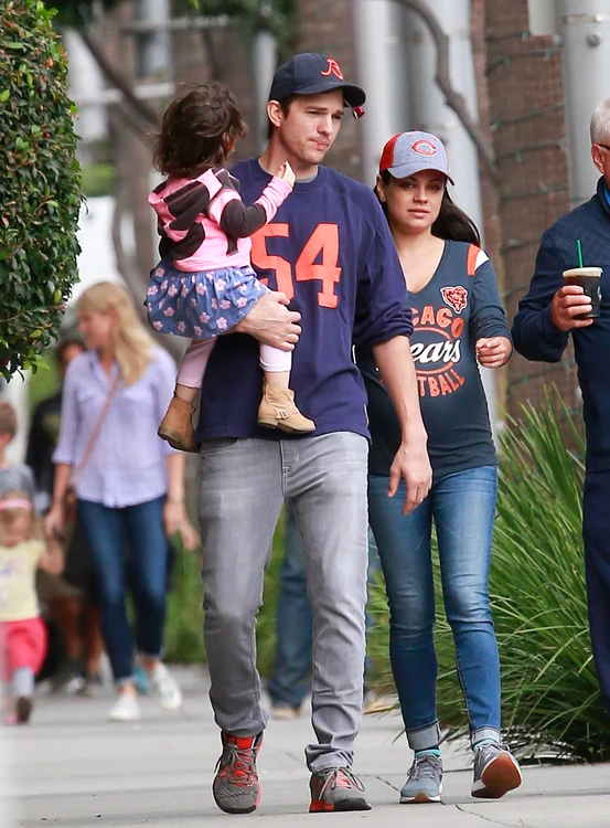 1 mila kunis ashton kutcher hepta 2610951 jpg jpeg