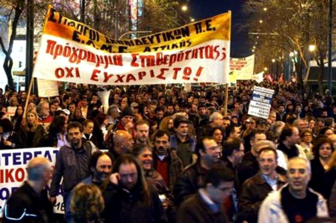O serie de greve spontane declanşate în Grecia