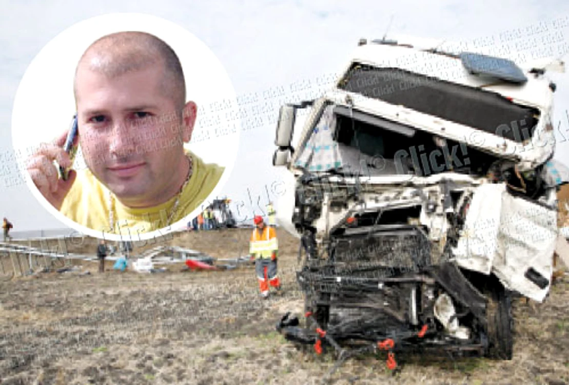 Ovidiu Munteanu a spulberat cu tirul lui un microbuz cu 15 români. Doar unul a supravieţuit, dar e în comă