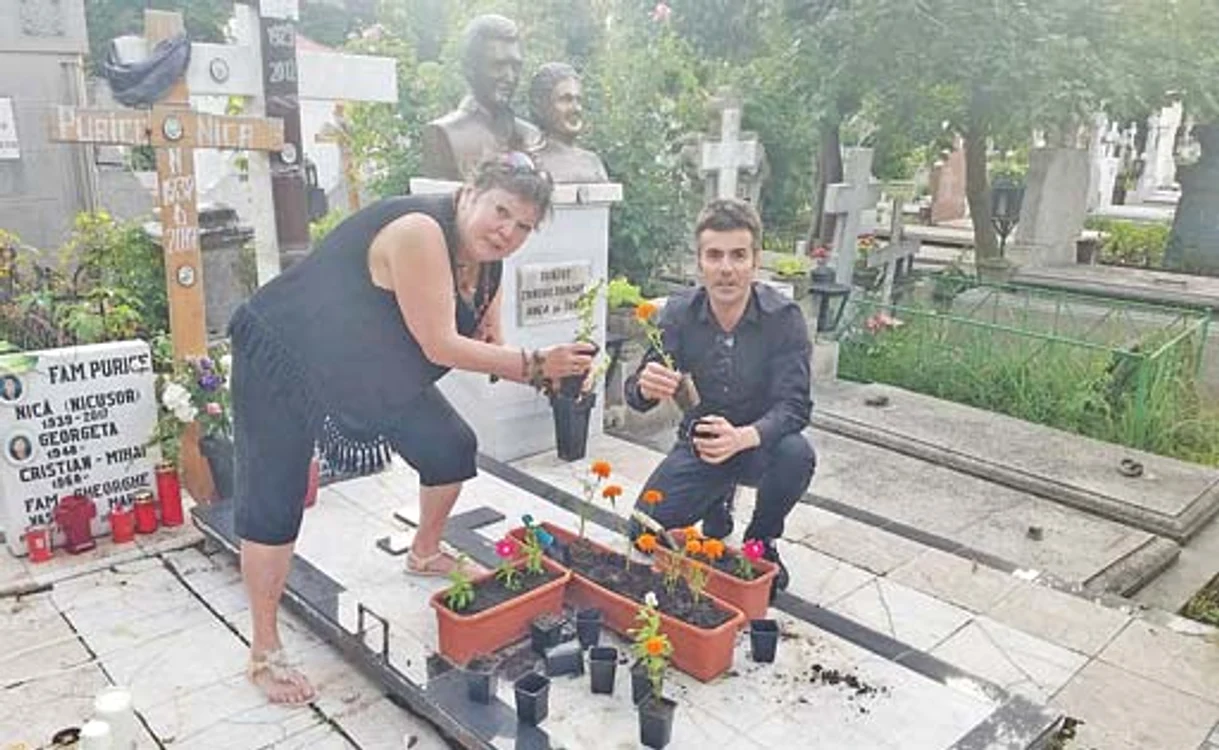 
    Anca Pandrea  şi „sosia” lui Iura,  Elian Băcilă  