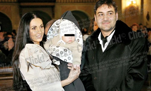 Nicoleta şi Zsolt,  în urmă cu patru ani,  la botezul primului copil, Zsolt jr jpeg