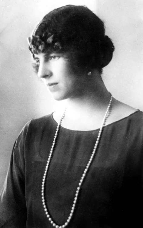 Regina Elena a României la tinerețe