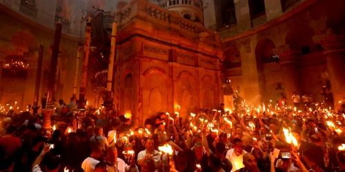 Lumina Sfântă la Ierusalim FOTO AFP Thomas Coex