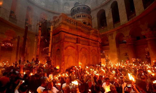 Lumina Sfântă la Ierusalim FOTO AFP Thomas Coex