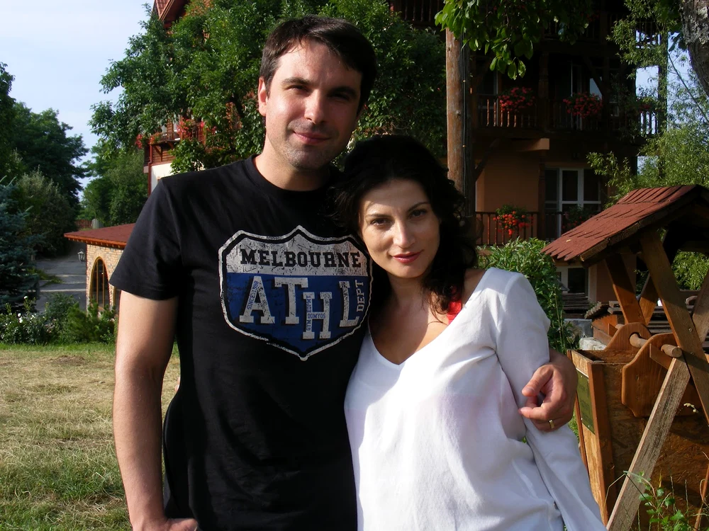 
    Ioana Ginghină  