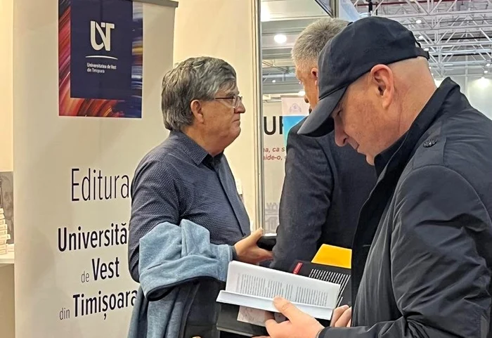  Ilie Bolojan, la Gaudeamus. FOTO Facebook Marilen Gabriel Pirtea 