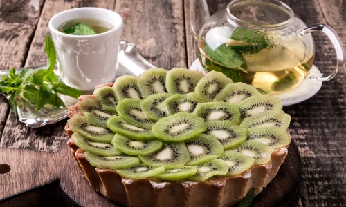 Tarta de kiwi  Sursa foto shutterstock 428198899 jpg