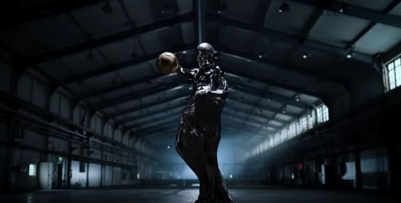 „Statuia imposibilă” Foto Captură video YouTube
